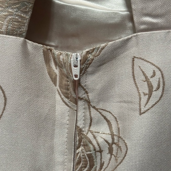 Children’s place pink rose print dress 10 - Picture 6 of 6